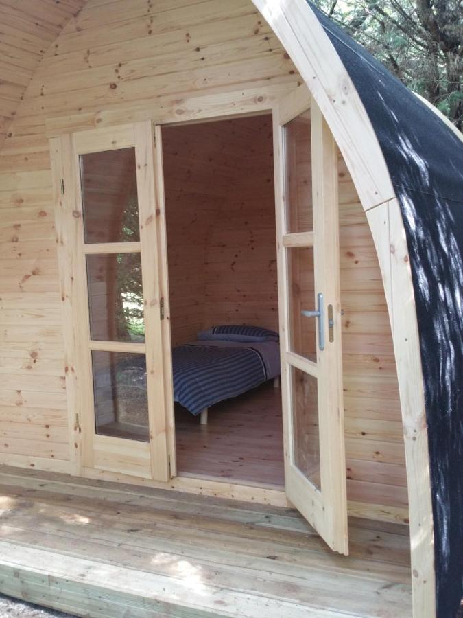 Camping Au Tour De L'Aveyron Л'Опитале-дю-Ларзак Экстерьер фото